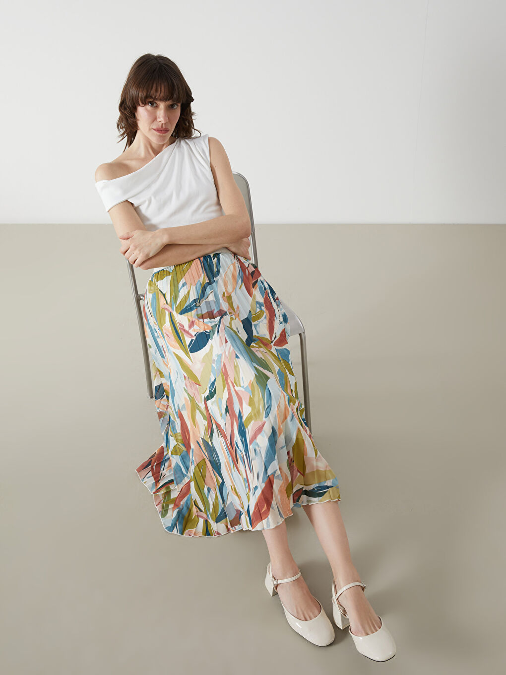 Jupe plissée en chiffon à motifs avec taille élastiquée-3