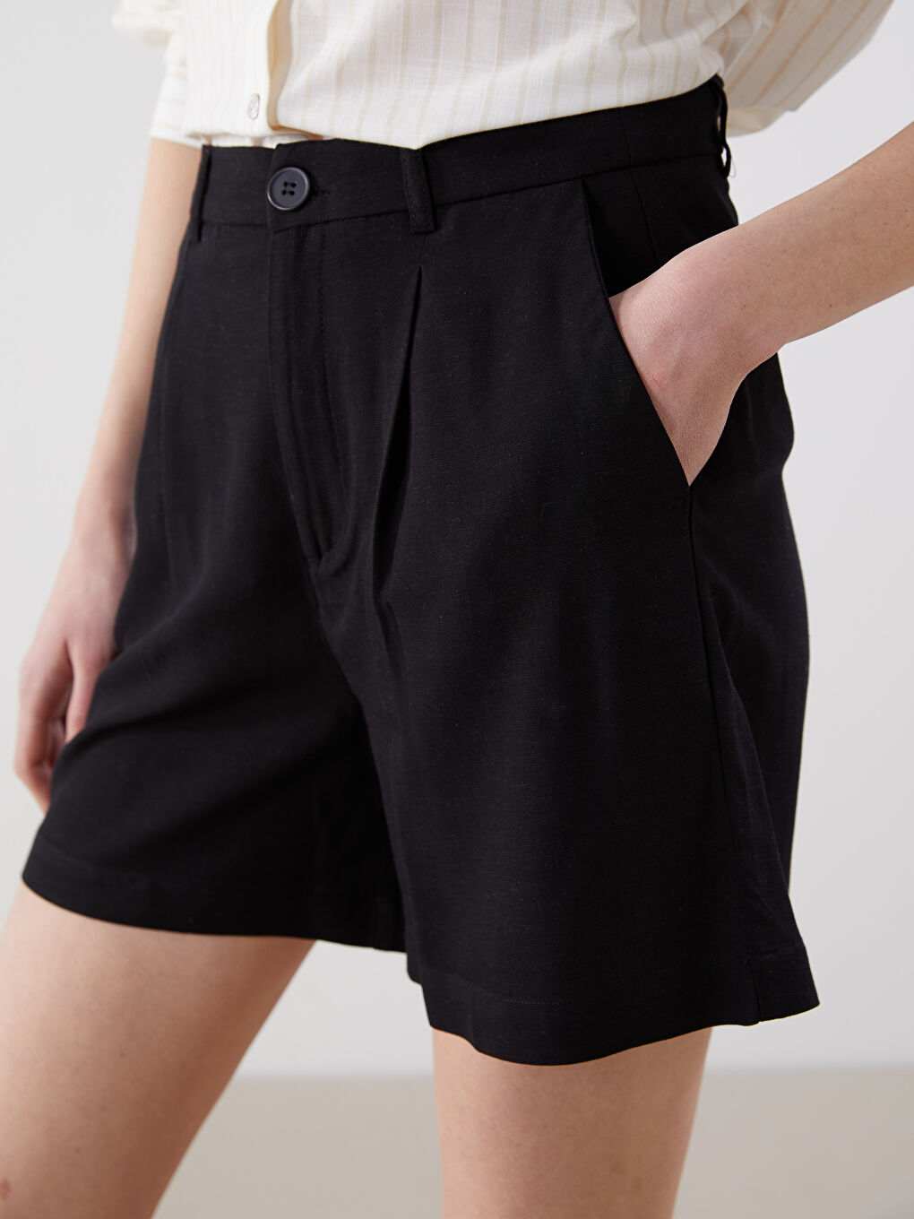 Woman BLACK Shorts -S5DY01Z8-CVL