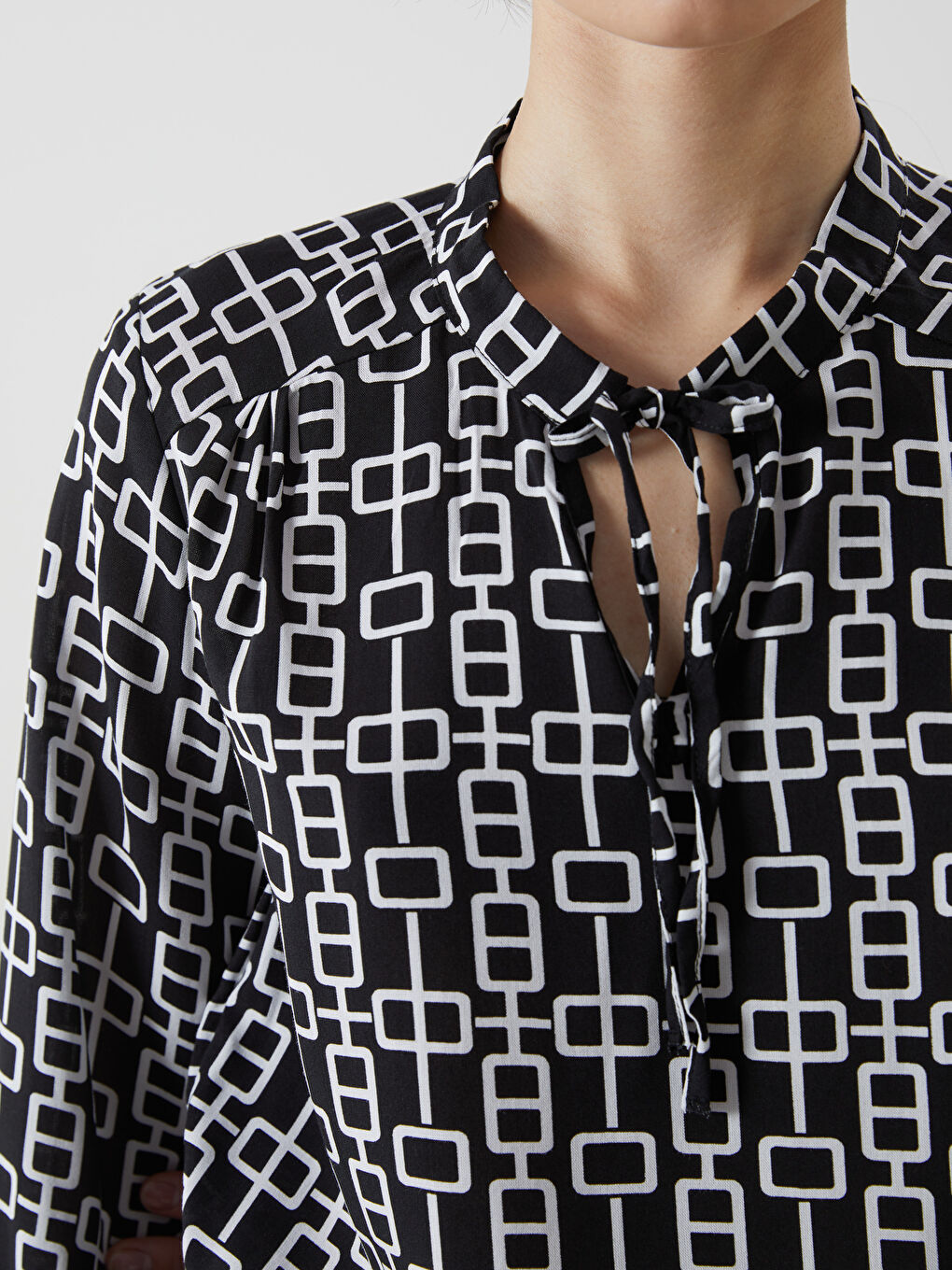 Tie Neck Patterned Women's Blouse -S5EA19Z8-LQJ