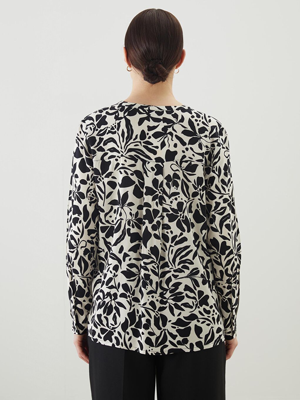 Tie Neck Patterned Blouse-3