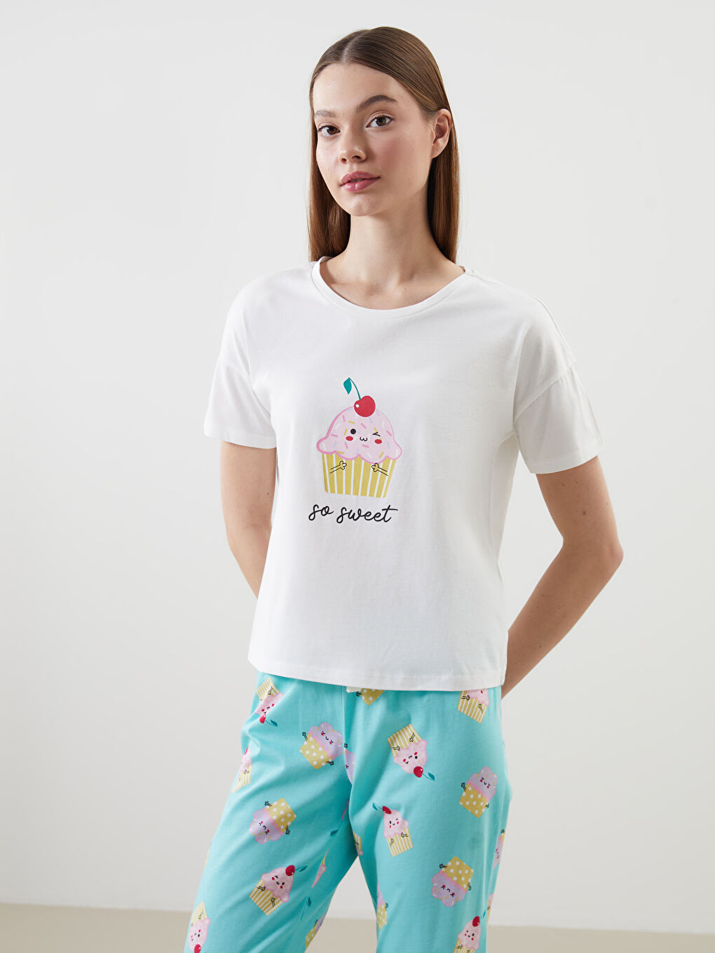 Crew Neck Printed Women's Pajamas Set -S5EB95Z8-LTU