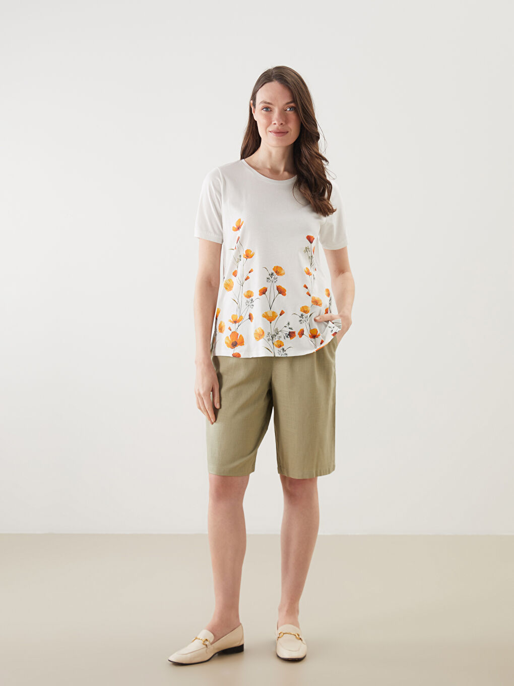 LCW Grace Crew Neck Floral Women's T-Shirt -S5ED70Z8-FE8