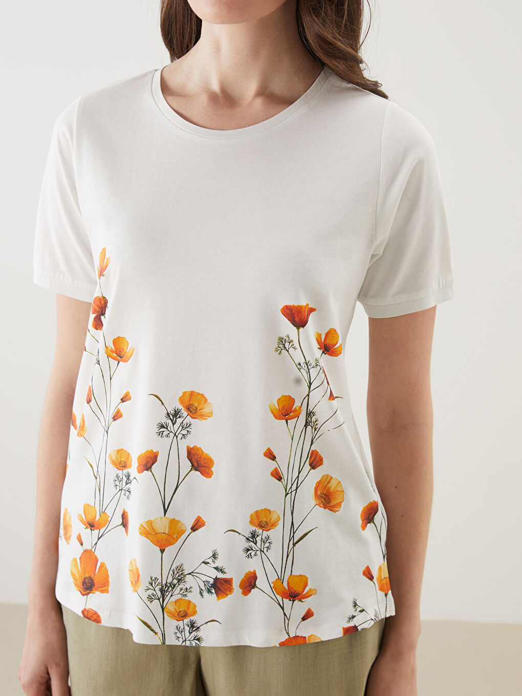 LCW Grace Crew Neck Floral Women's T-Shirt -S5ED70Z8-FE8