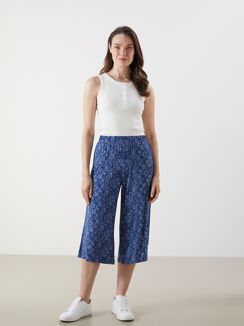 Patterned Women's Capri with Elastic Waist -S5ED77Z8-LSF