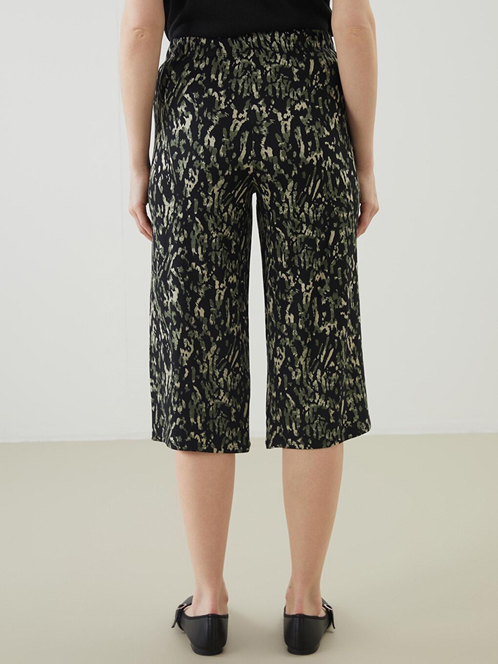 CRNA Kapri pantalone Žene -S5ED77Z8-SW8