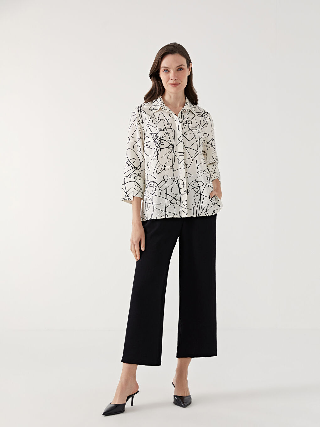 Regular Fit Women's Shirt with Pockets -S5EE10Z8-LRA