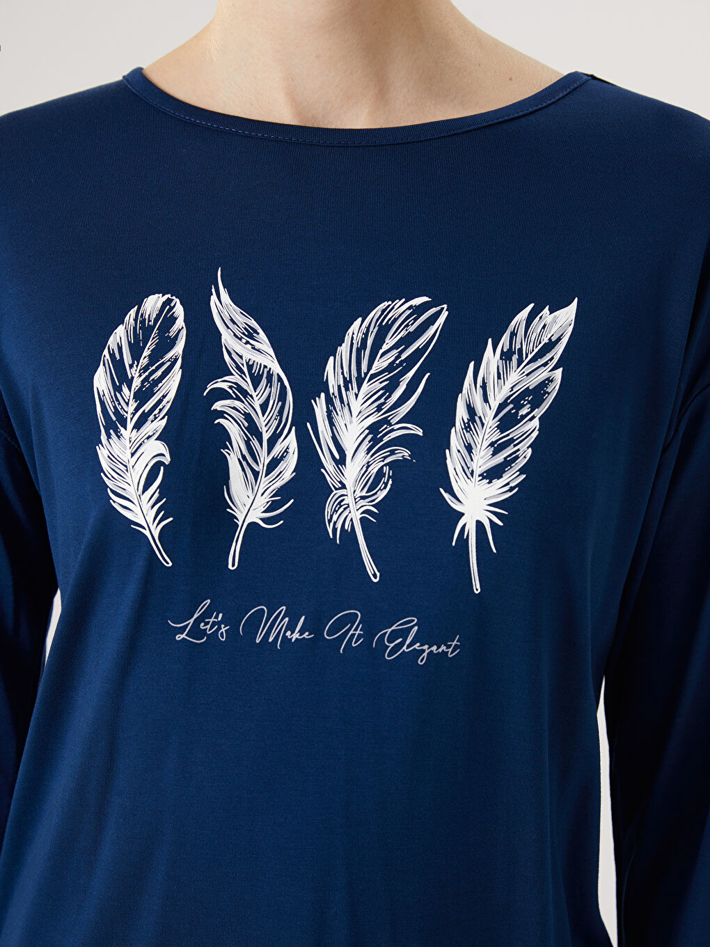 Lacivert Bisiklet Yaka Baskılı Kadın Tişört-2