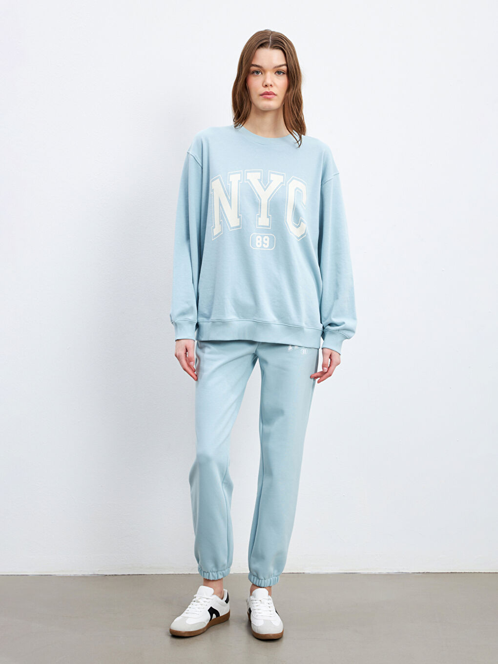 Crew Neck Printed Oversize Women's Sweatshirt-1