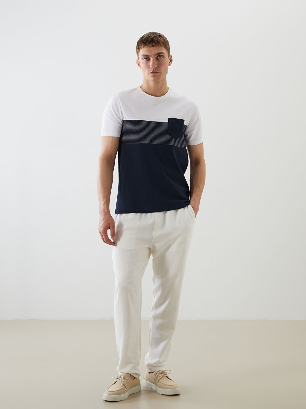T-shirt pour Hommes en Piqué à Bloc de Couleurs avec Col Rond-1