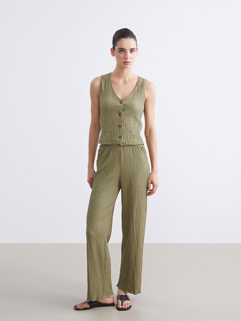 Hose mit Struktur und elastischem Bund für Damen