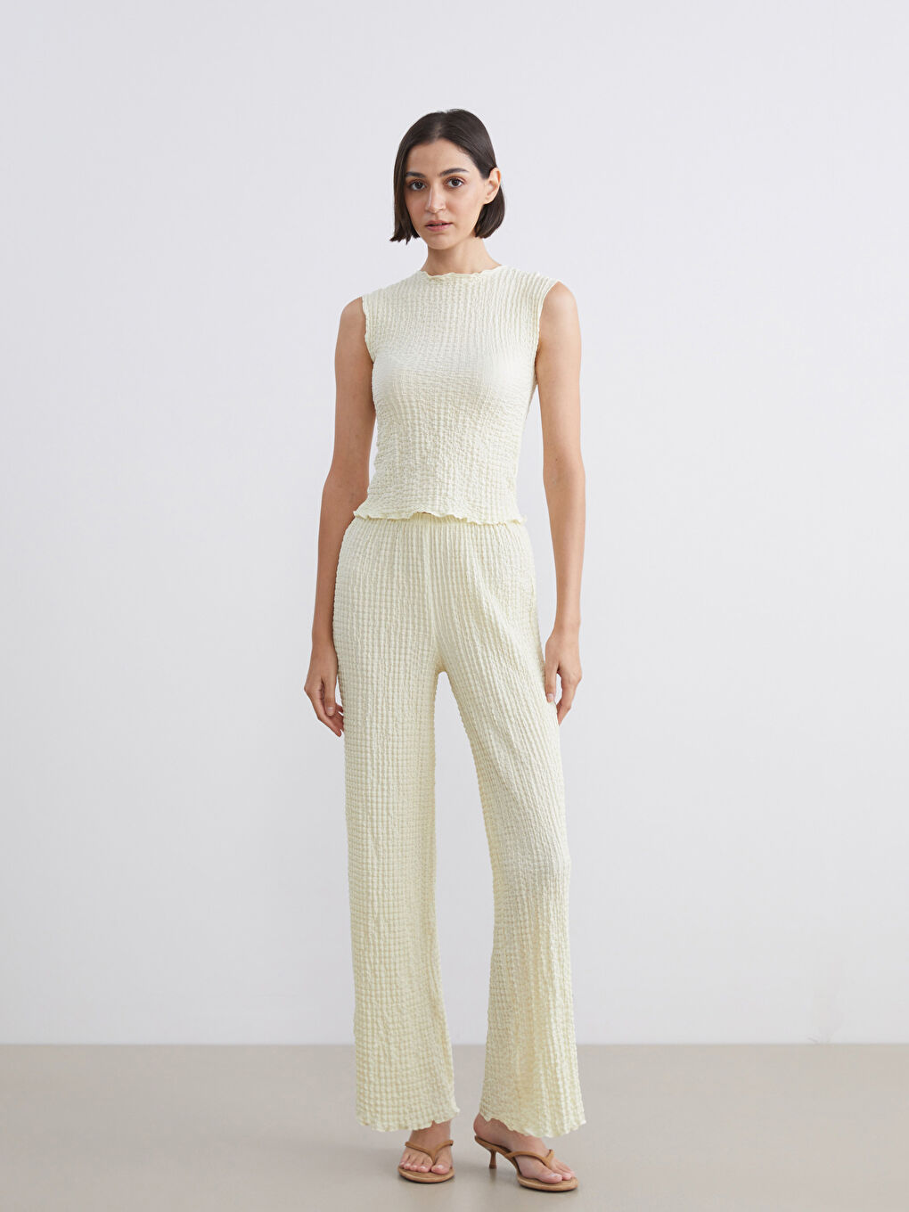 Sarı Bisiklet Yaka Dokulu Bluz-3