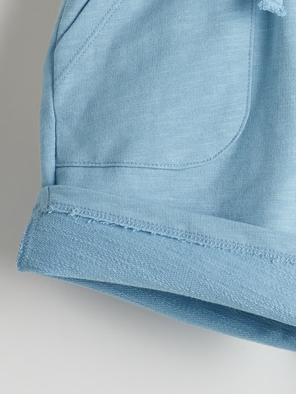 Elasticated Waist Pocketed Boys' 2 Thread Shorts -S5EH02Z1-QZC