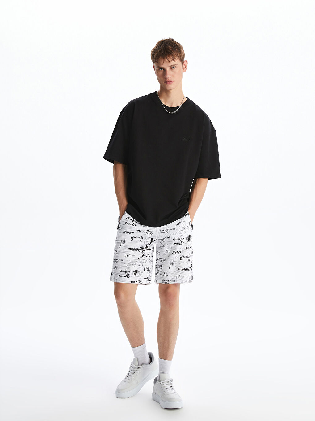 Standard Fit Men's Shorts -S5EH70Z8-847
