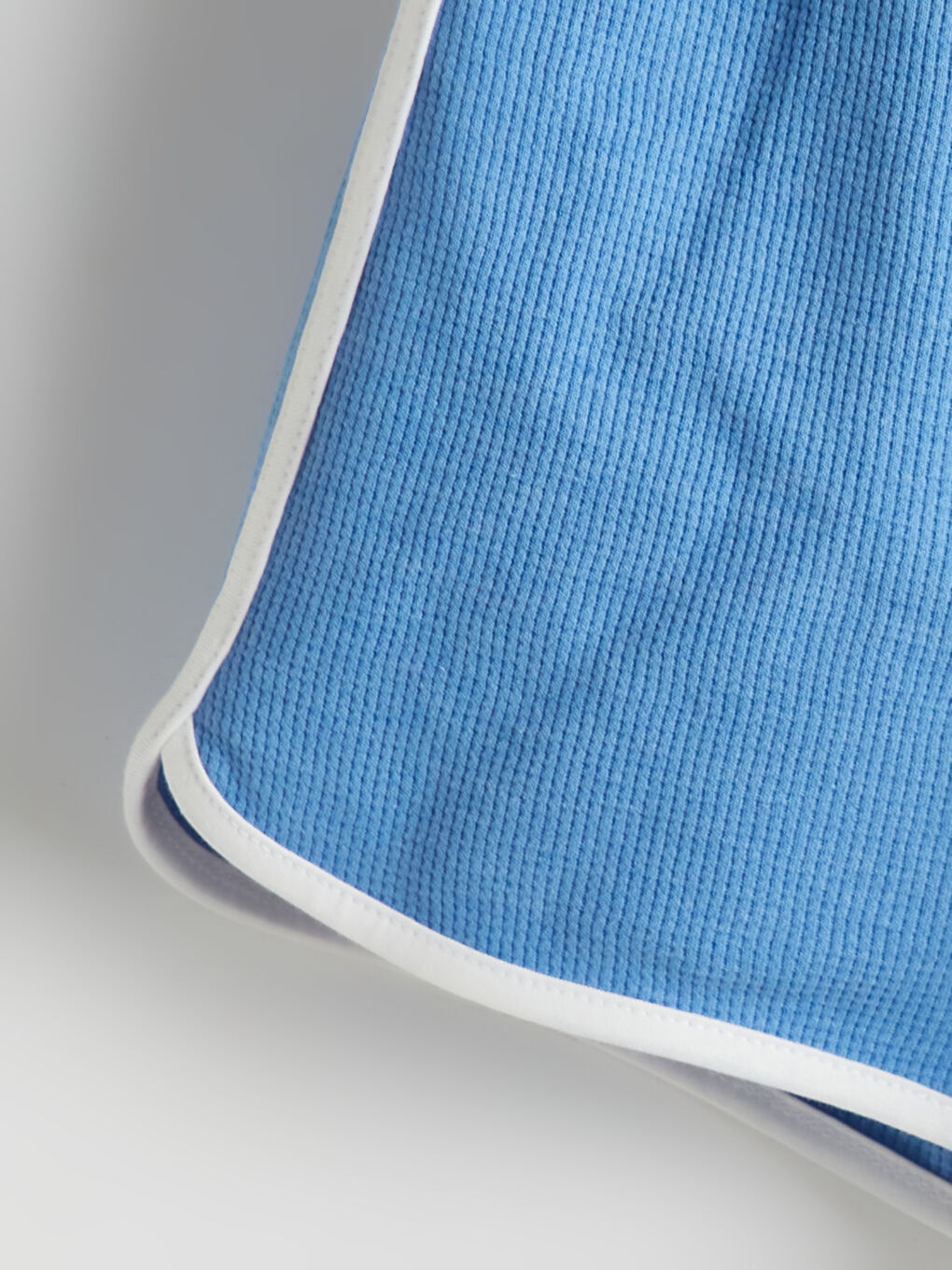 Mavi Beli Lastikli Dokulu Kız Çocuk Şort-1