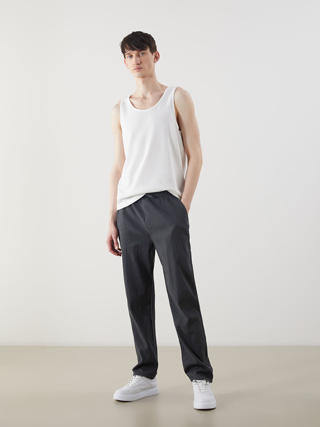 Ekru Bisiklet Yaka Erkek Kolsuz Tişört-1