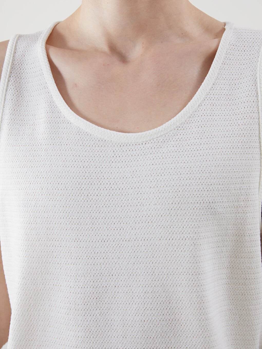 Ekru Bisiklet Yaka Erkek Kolsuz Tişört-2