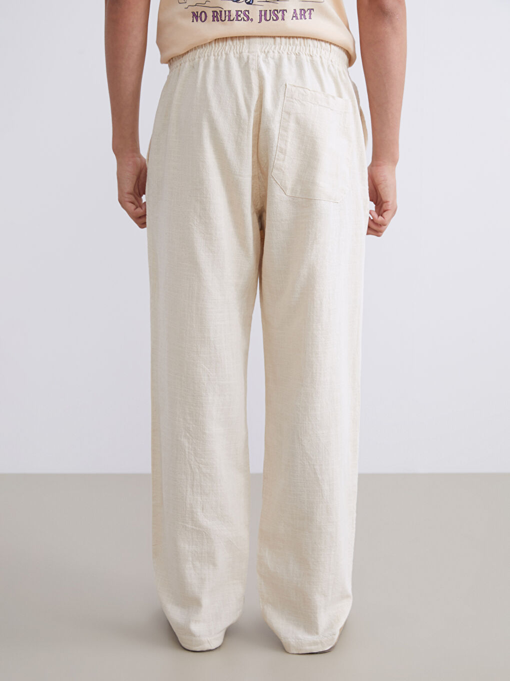 Bej Rahat Kalıp Keten Görünümlü Erkek Pantolon-3