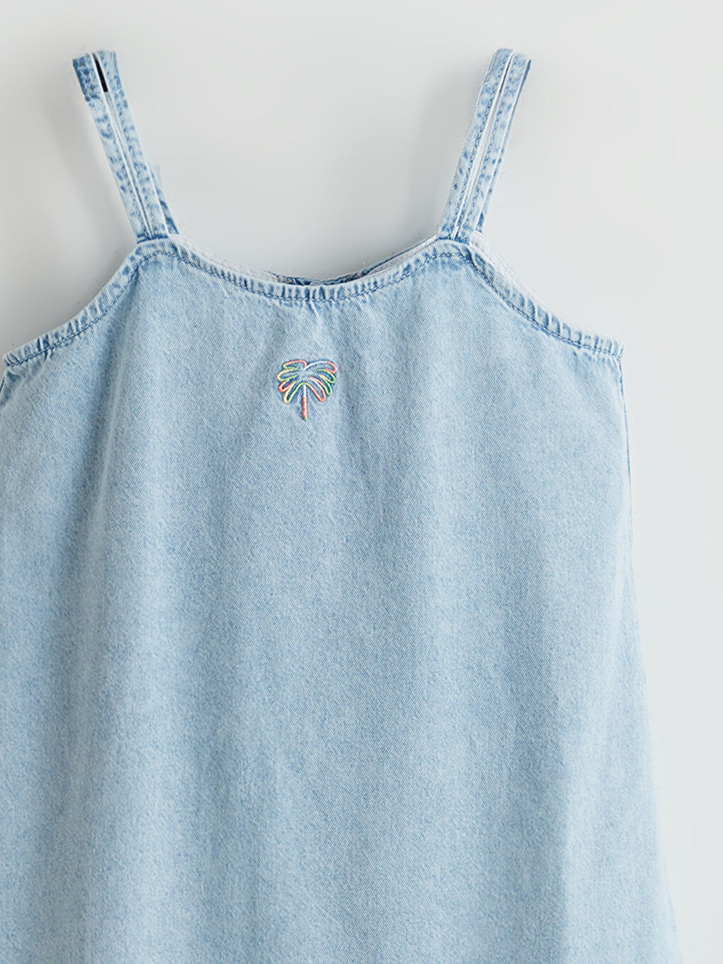 Джинсова сукня з вишитими деталями для дівчаток-2