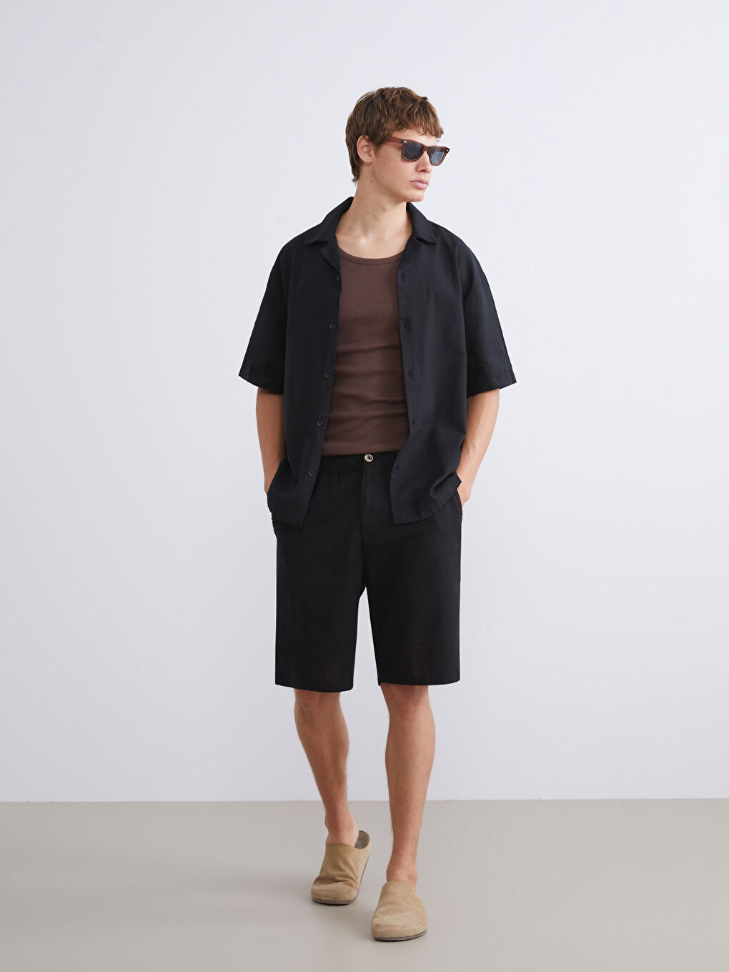 Standard Fit Linen-Look Men's Bermuda Shorts