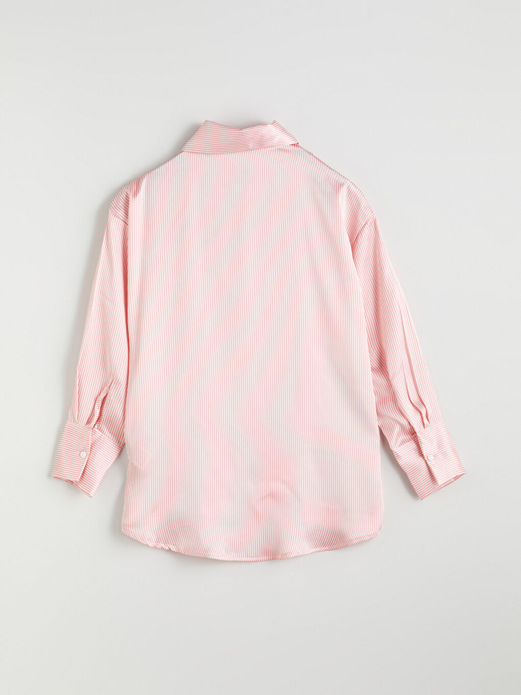 قميص ساتان مُخَطَّط للسيدات-5