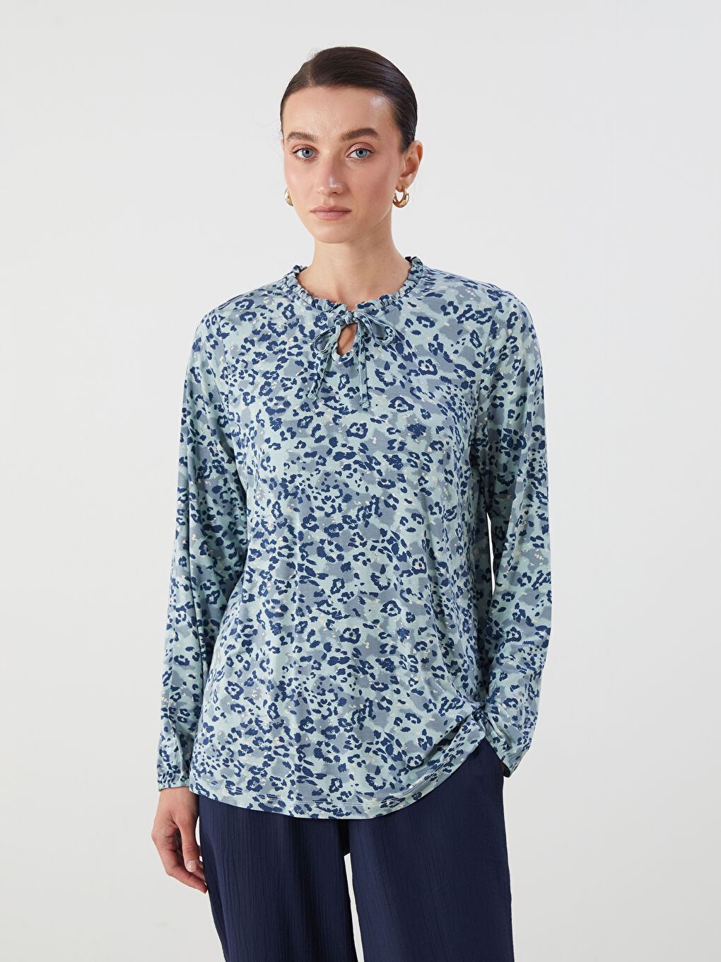 Blouse À Motifs À Col Lavallière-0
