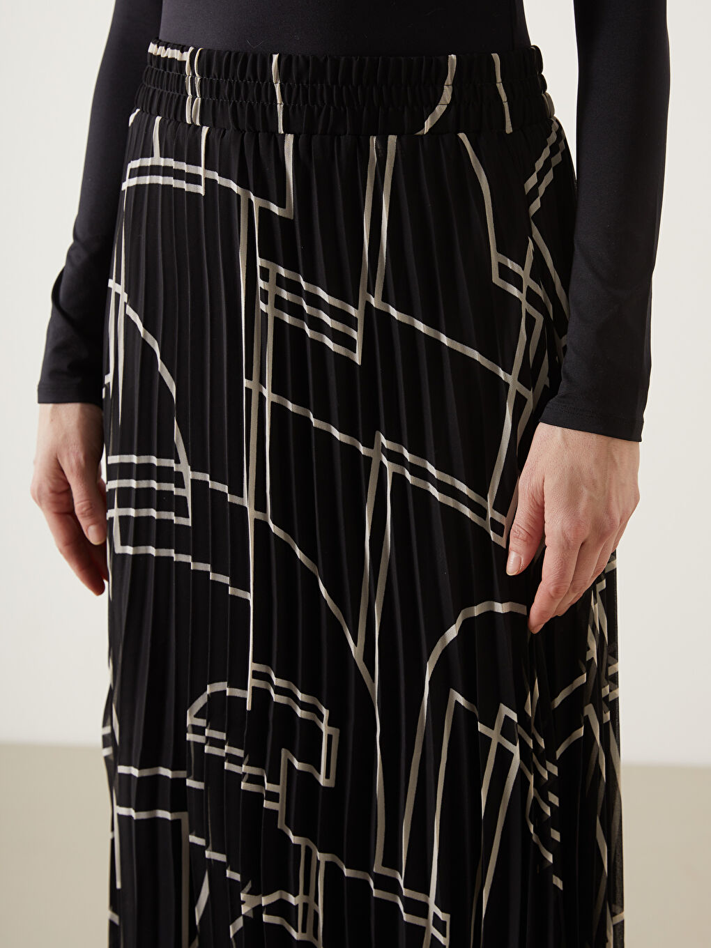 Elasticated Waist Chiffon Women's Pleated Skirt-2