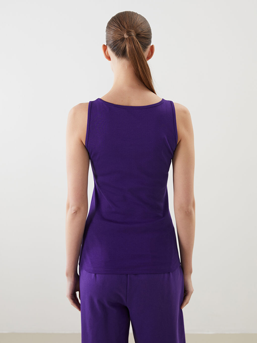 U-Neck Women's Athlete -S5EM09Z8-LWW