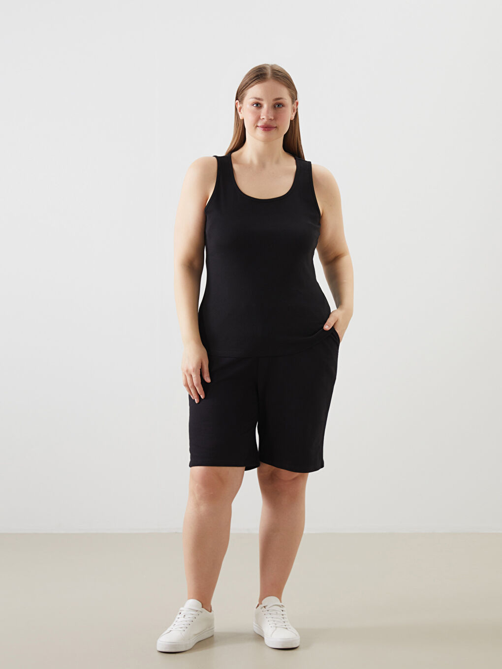 U-Neck Women's Athlete -S5EM09Z8-CVL