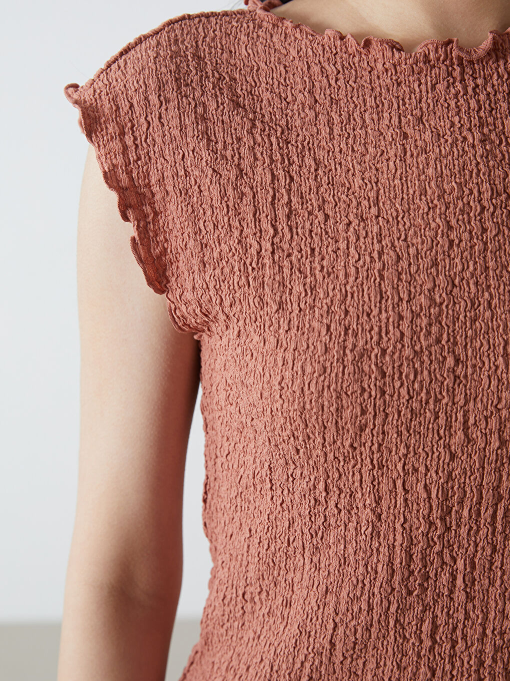 LCW Vision Crew Neck Textured Blouse -W4K743Z8-GRV