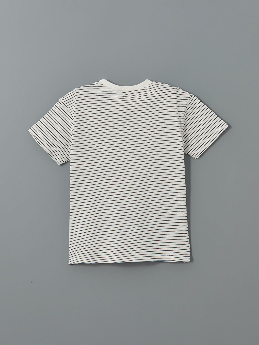 Ekru Bisiklet Yaka Çizgili Erkek Çocuk Tişört-2