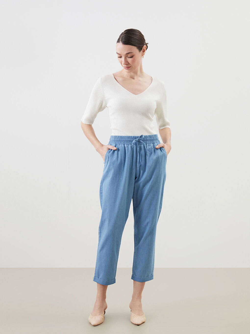 Elasticated Waist Straight Fit Women's Jeans -S5EO53Z8-563