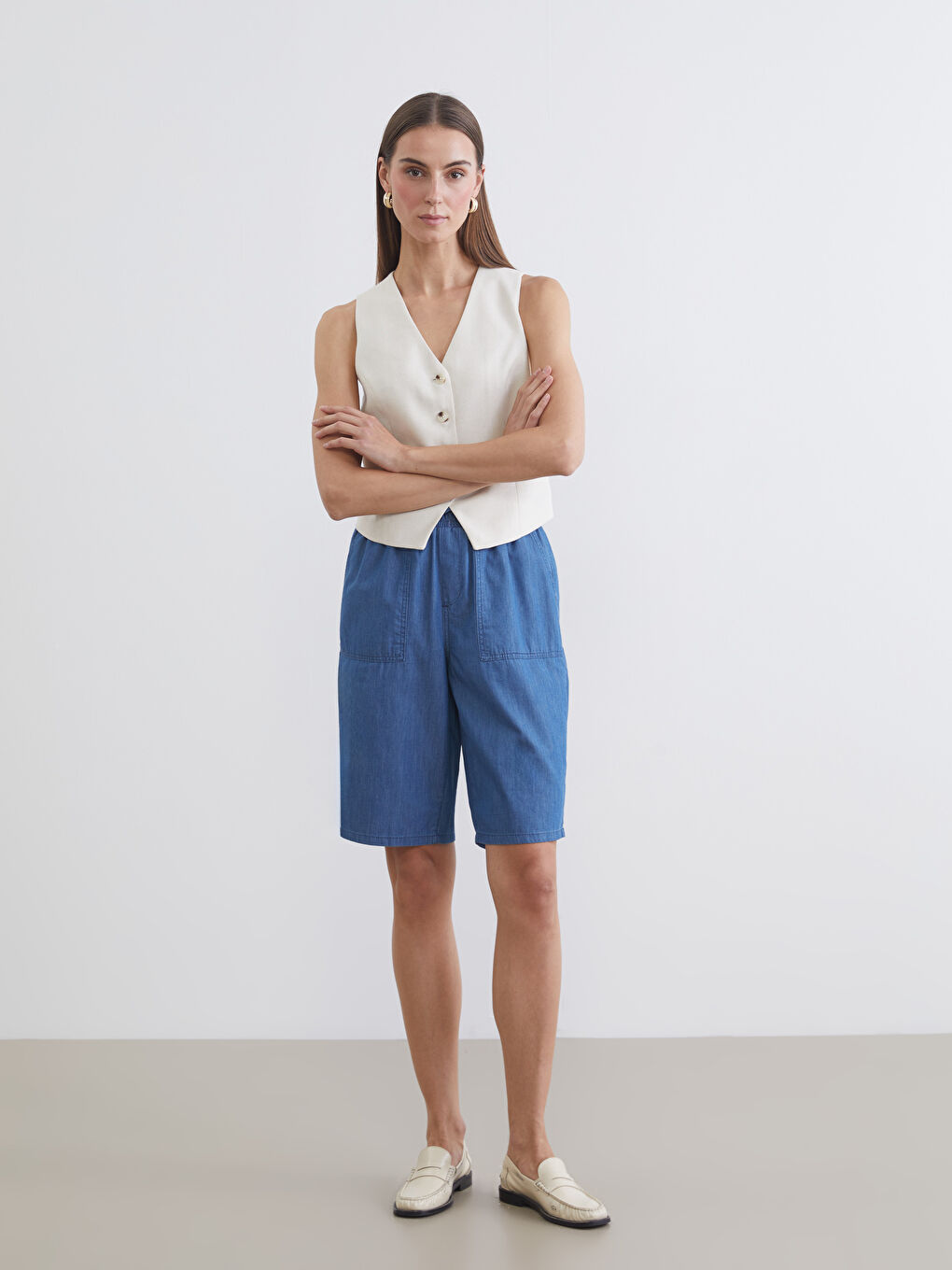 شورت جينز خصر مرن للسيدات