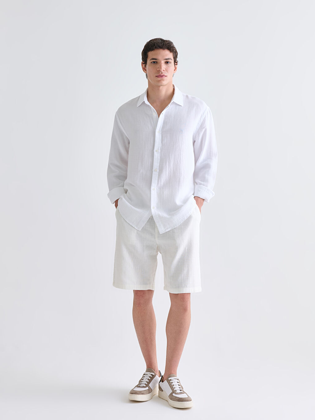 Ekru Rahat Kalıp Erkek Müslin Şort