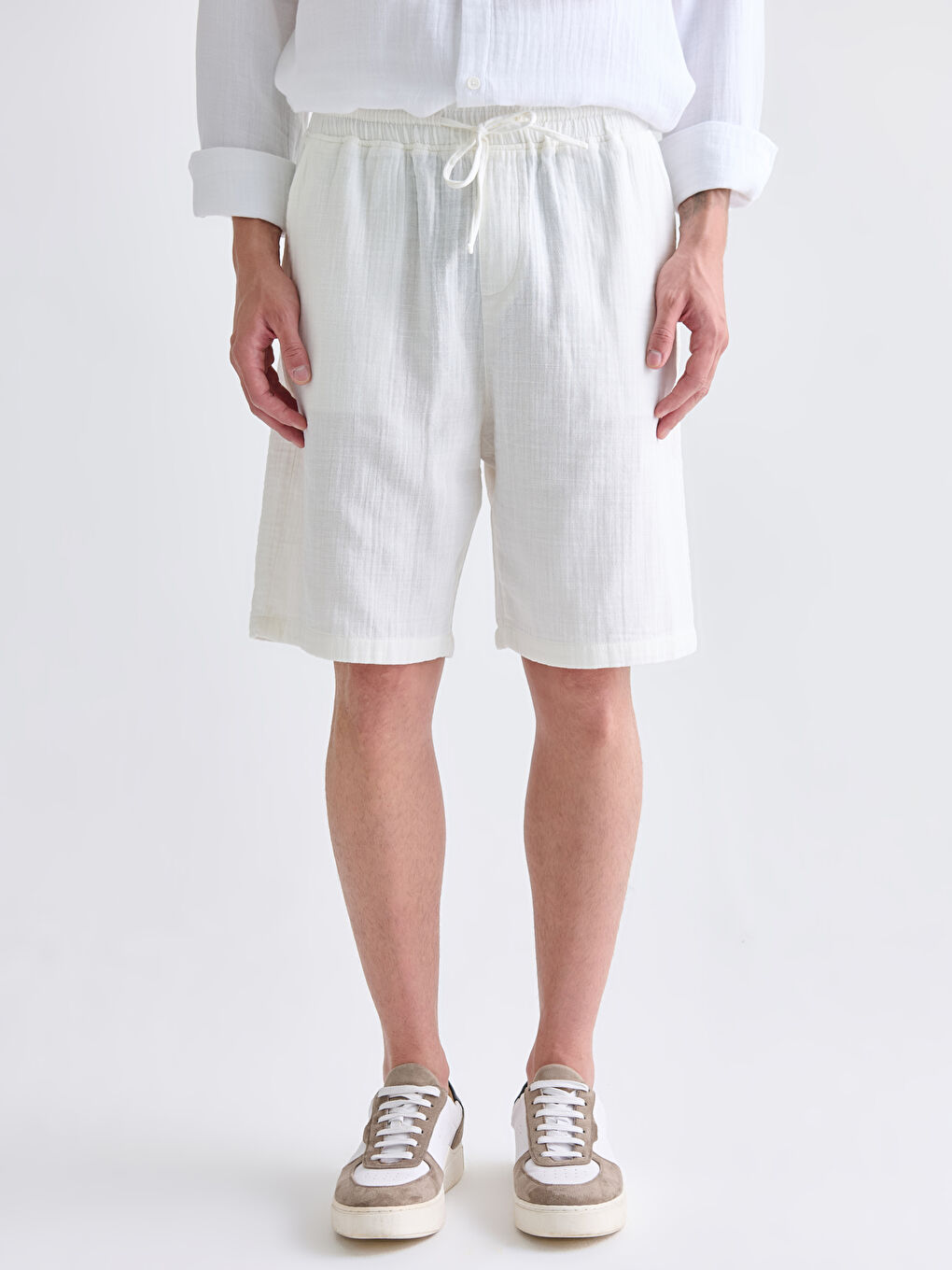 Ekru Rahat Kalıp Erkek Müslin Şort-1