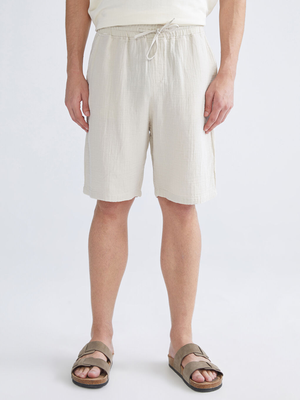 Gri Rahat Kalıp Erkek Müslin Şort-3