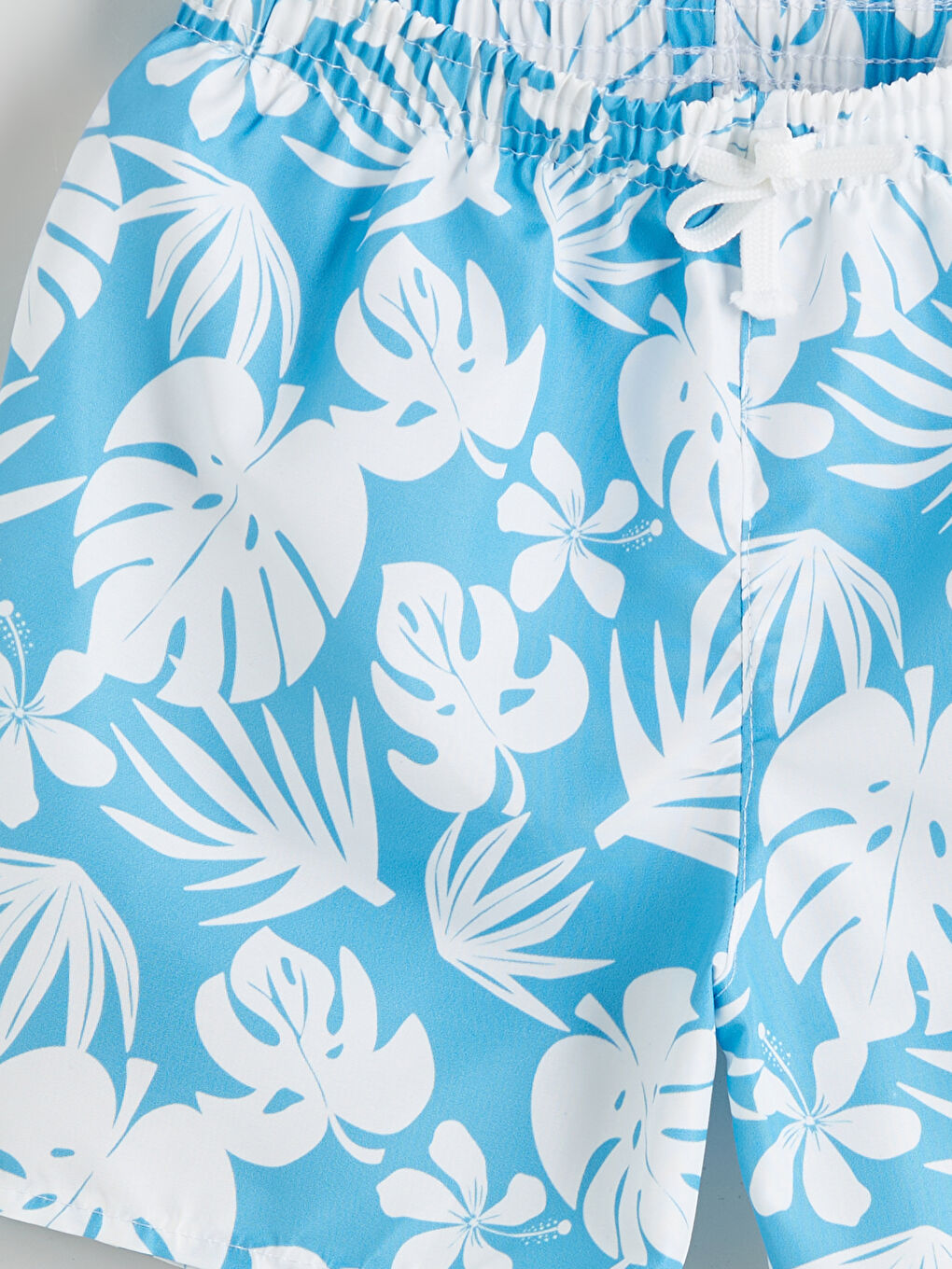 Beyaz Baskılı Erkek Çocuk Yüzme Tişört ve Şort 2'li-6