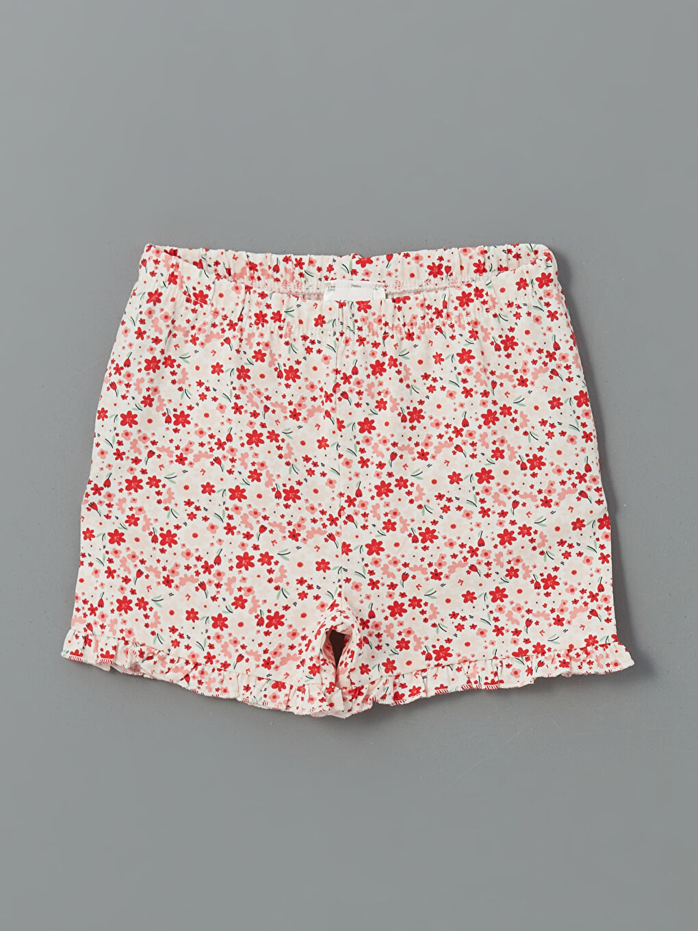 Ekru Beli Lastikli Çiçekli Kız Bebek Şort