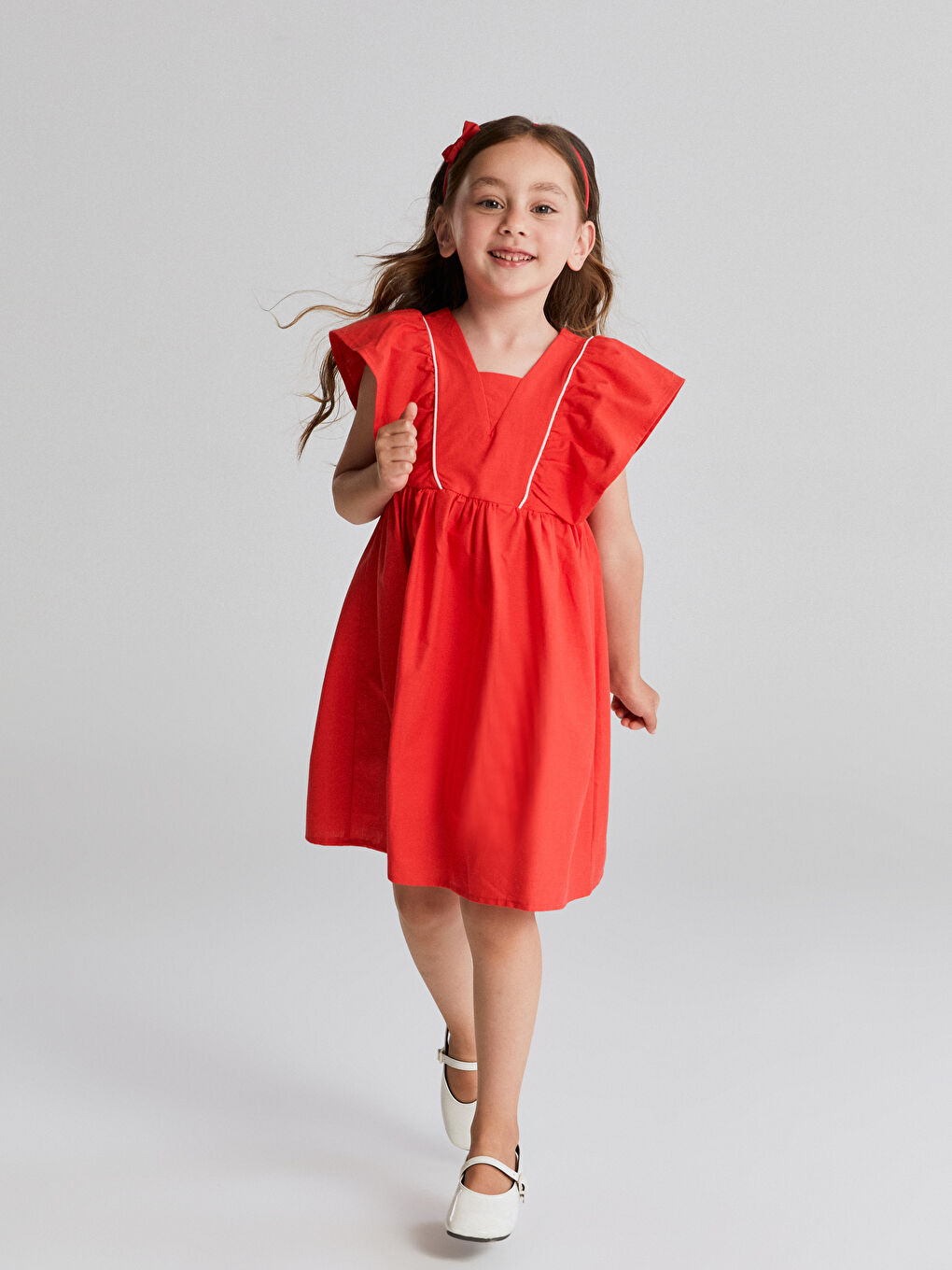LCW Kids Kare Yaka Keten Görünümlü Kız Çocuk Elbise -S5ES49Z1-GXV