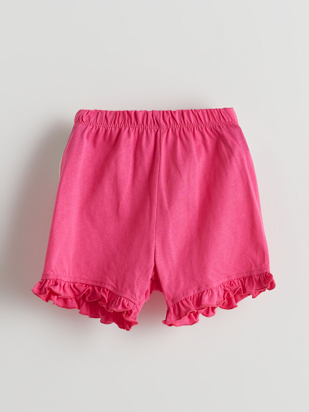 Fuşya Beli Lastikli Paçası Fırfırlı Kız Bebek Şort
