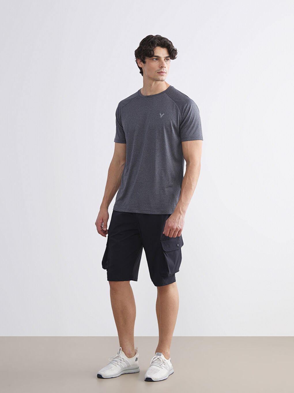 Cargo-Shorts für Herren in regulärer Passform-1