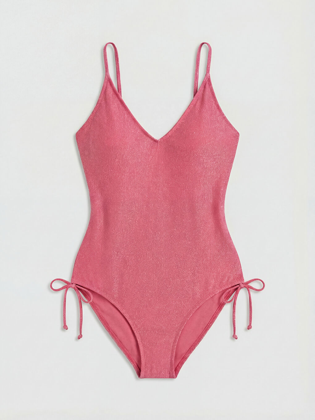 Pembe V Yaka Parlak Görünümlü Askılı Kadın Mayo