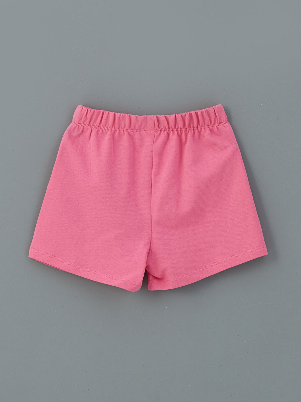 Pembe Kız Çocuk Etiket Baskılı Şort-1