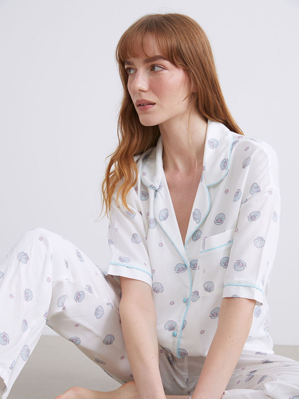 Ekru Gömlek Yaka Baskılı Kadın Pijama Üstü