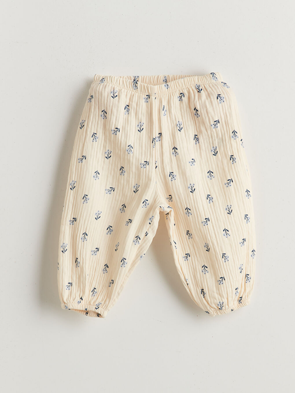 Bej Regular Fit Kız Bebek Desenli Pantolon