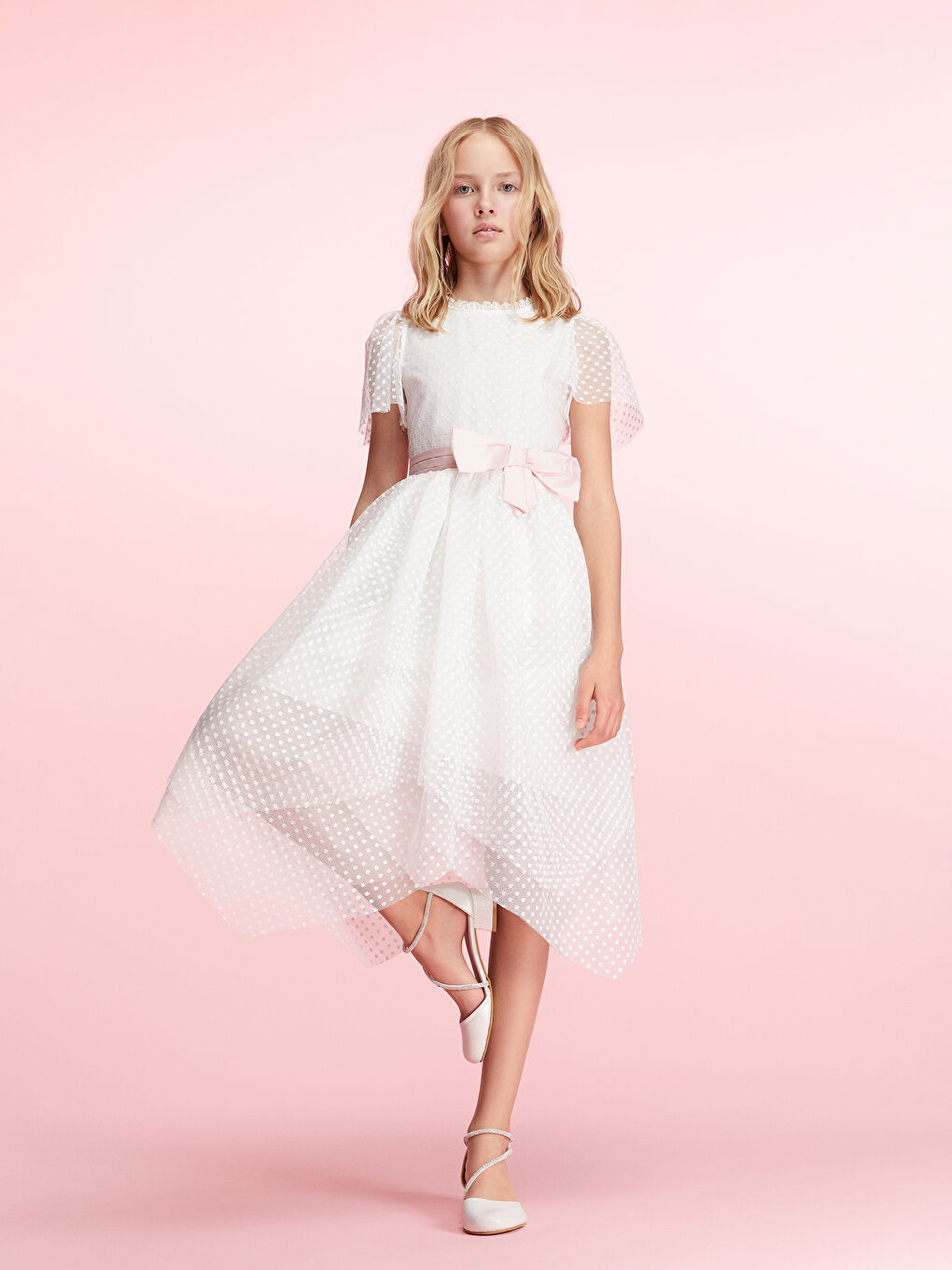 Beyaz Fiyonk Detaylı Kız Çocuk Abiye Elbise