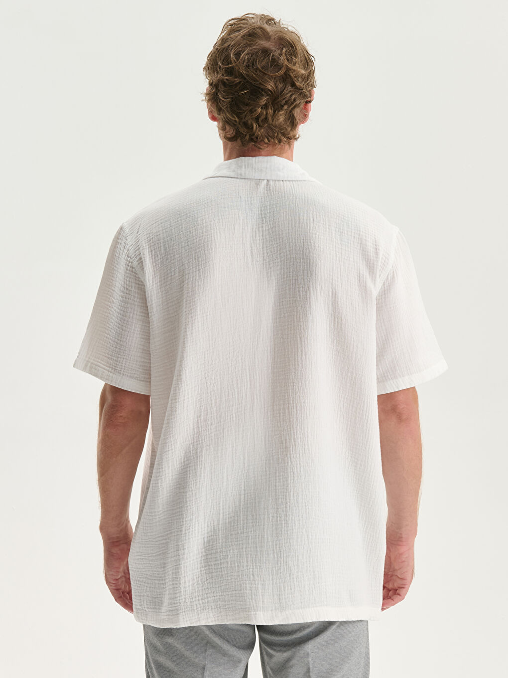 Standard Fit Short Sleeve Men's Shirt -S5FB74Z8-R9J