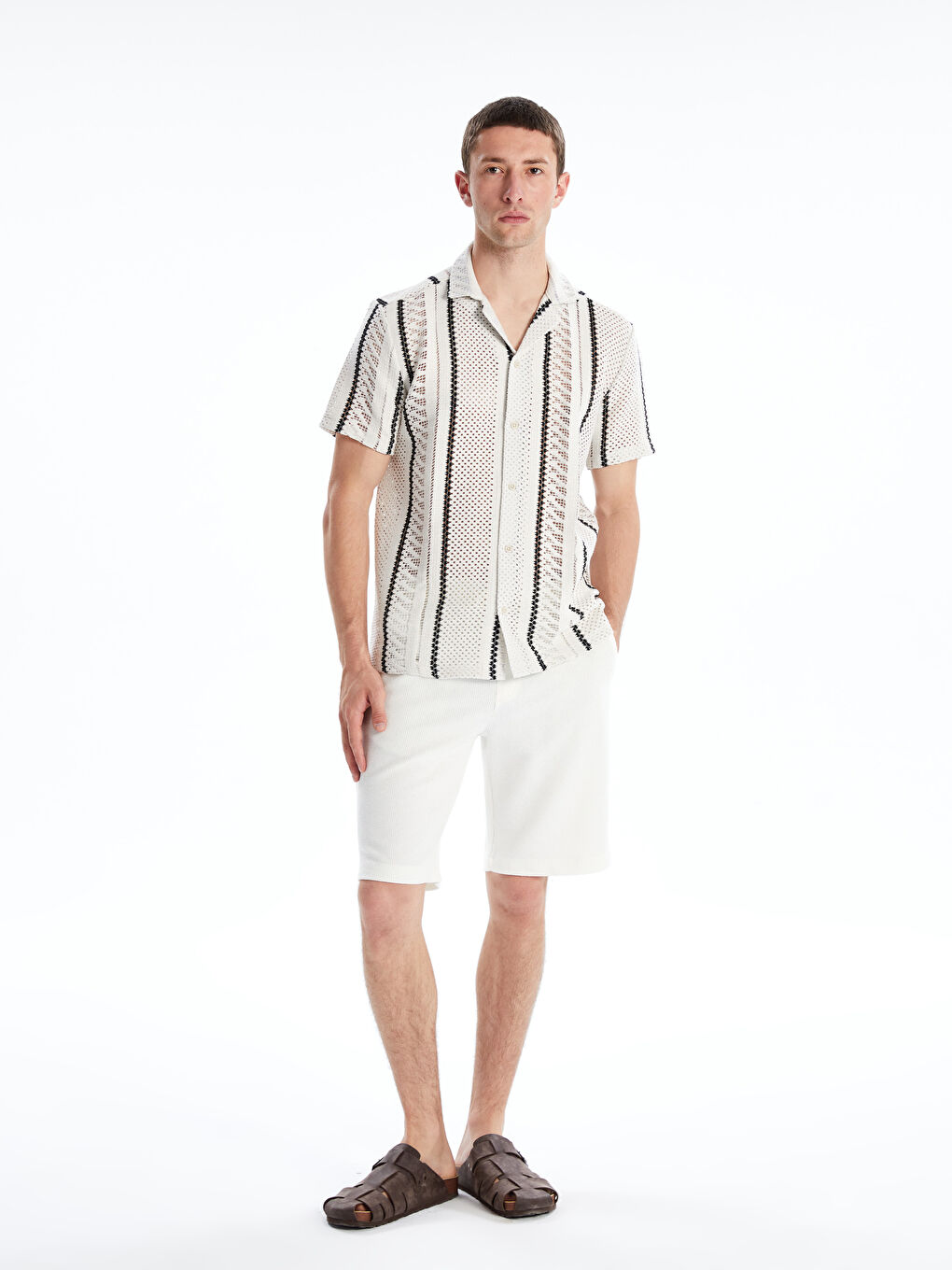 Beyaz Regular Fit Kısa Kollu Desenli Erkek Gömlek-1