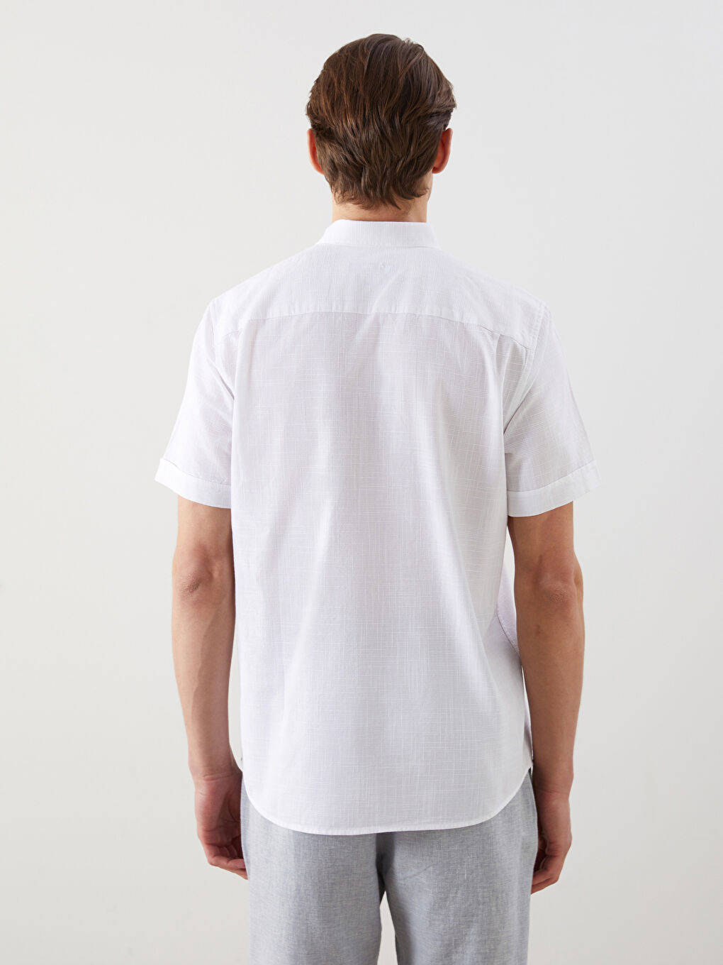 Beyaz Regular Fit Kısa Kollu Armürlü Erkek Gömlek-3
