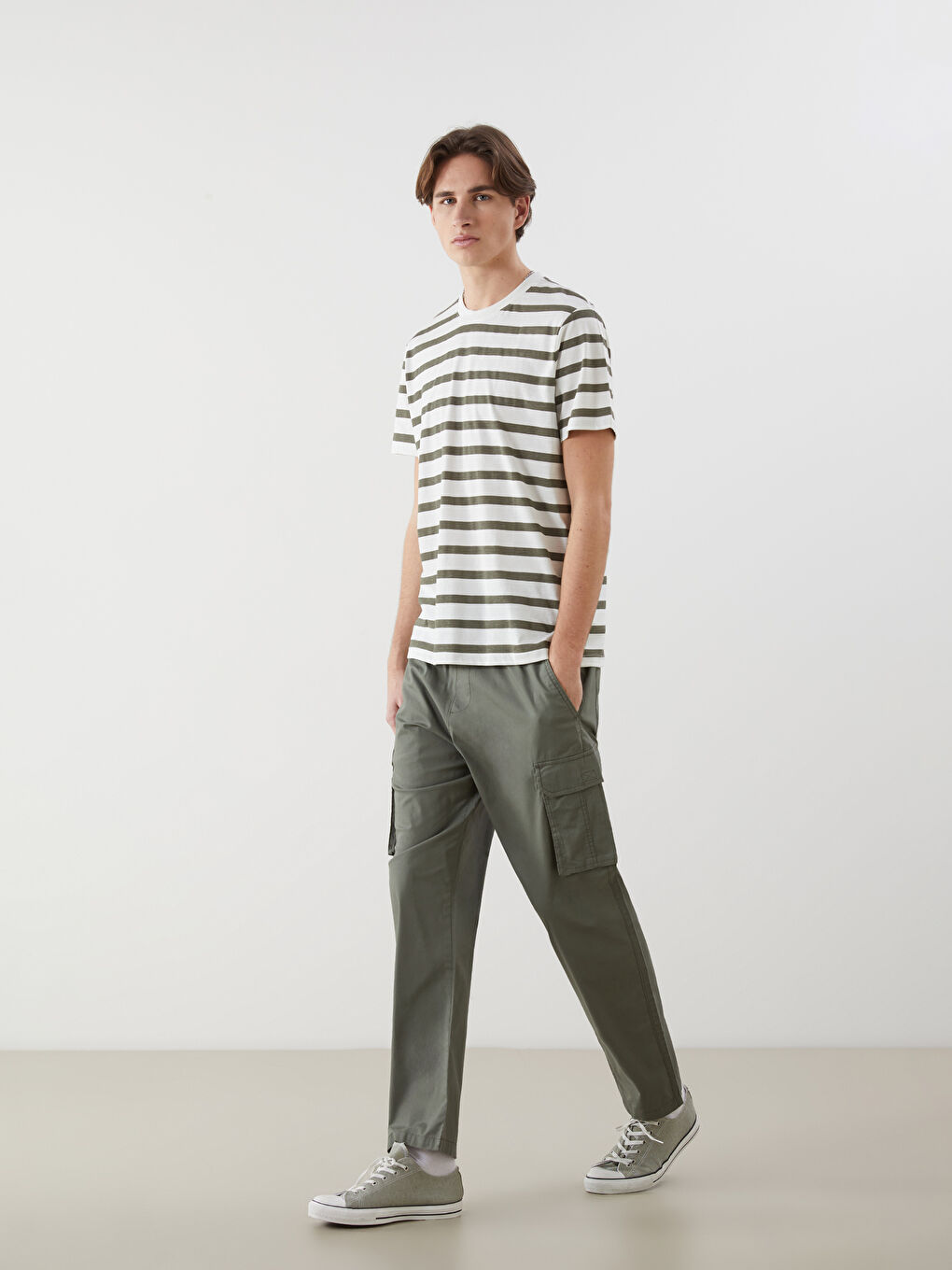 TAMNO ŽUTA Cargo pantalone Muškarci -S5FC81Z8-YAG