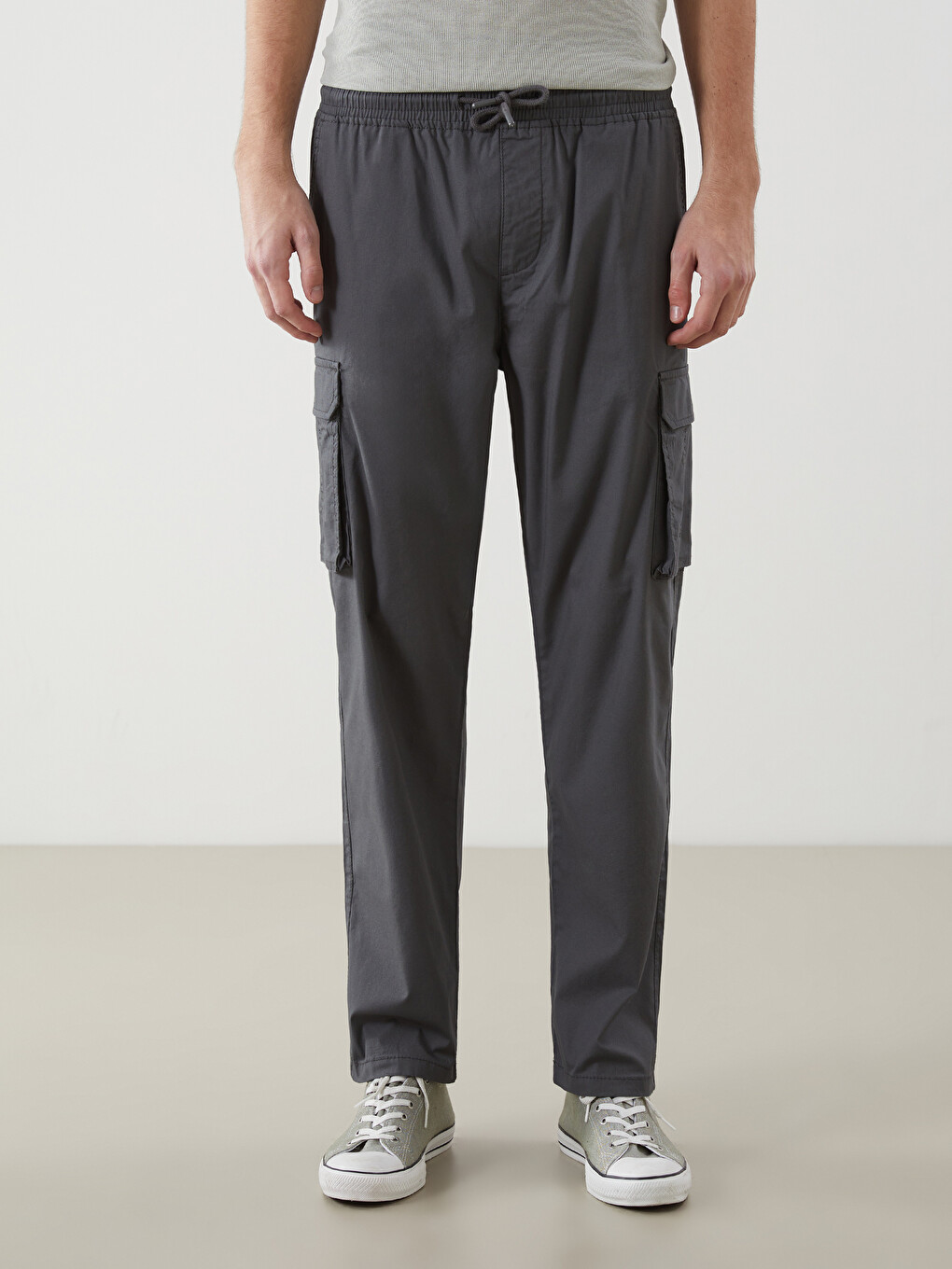 Loose Fit Poplin Men's Cargo Trousers-1